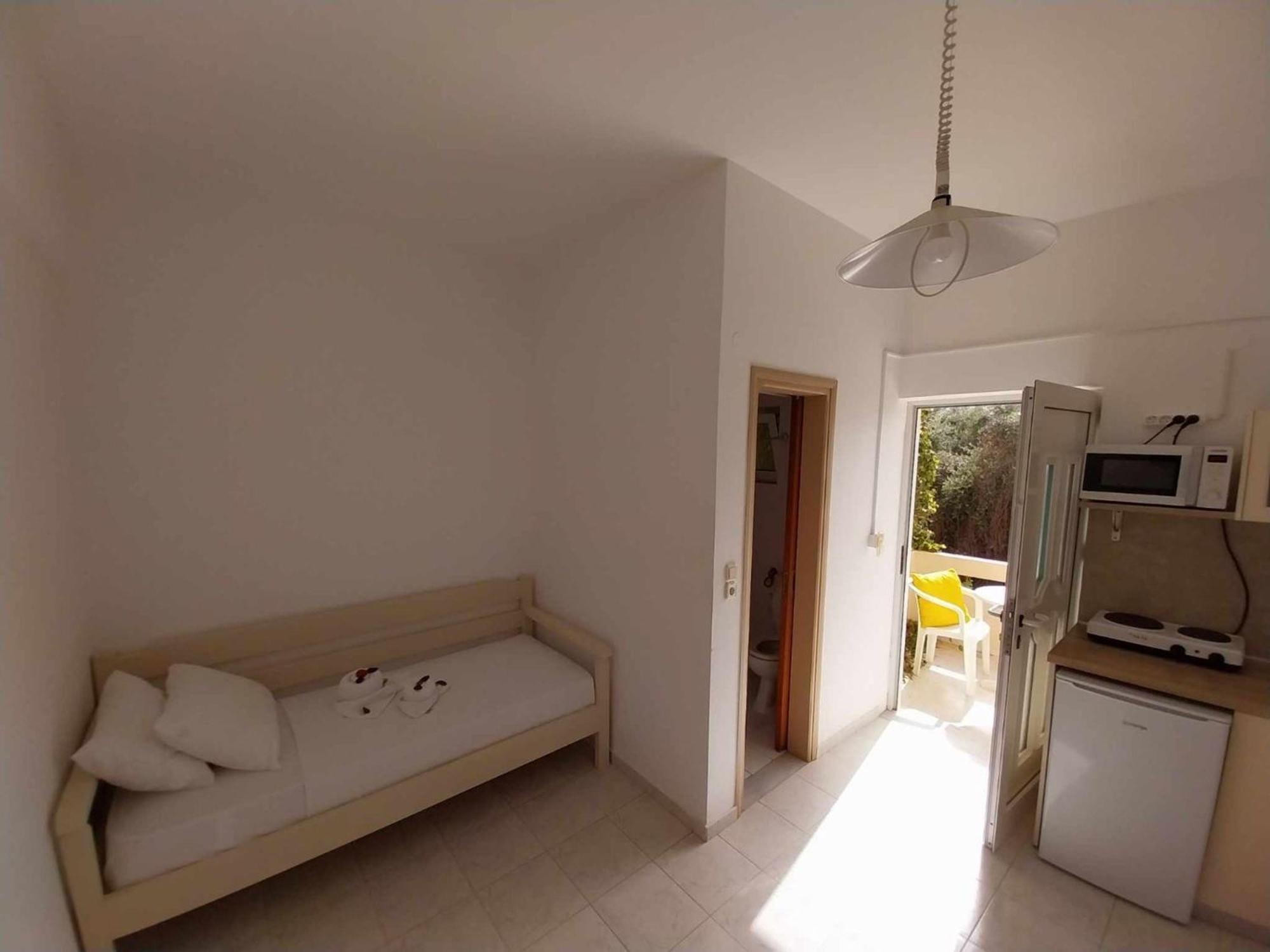 Agia Marina Litinas Apartments With Pool מראה חיצוני תמונה