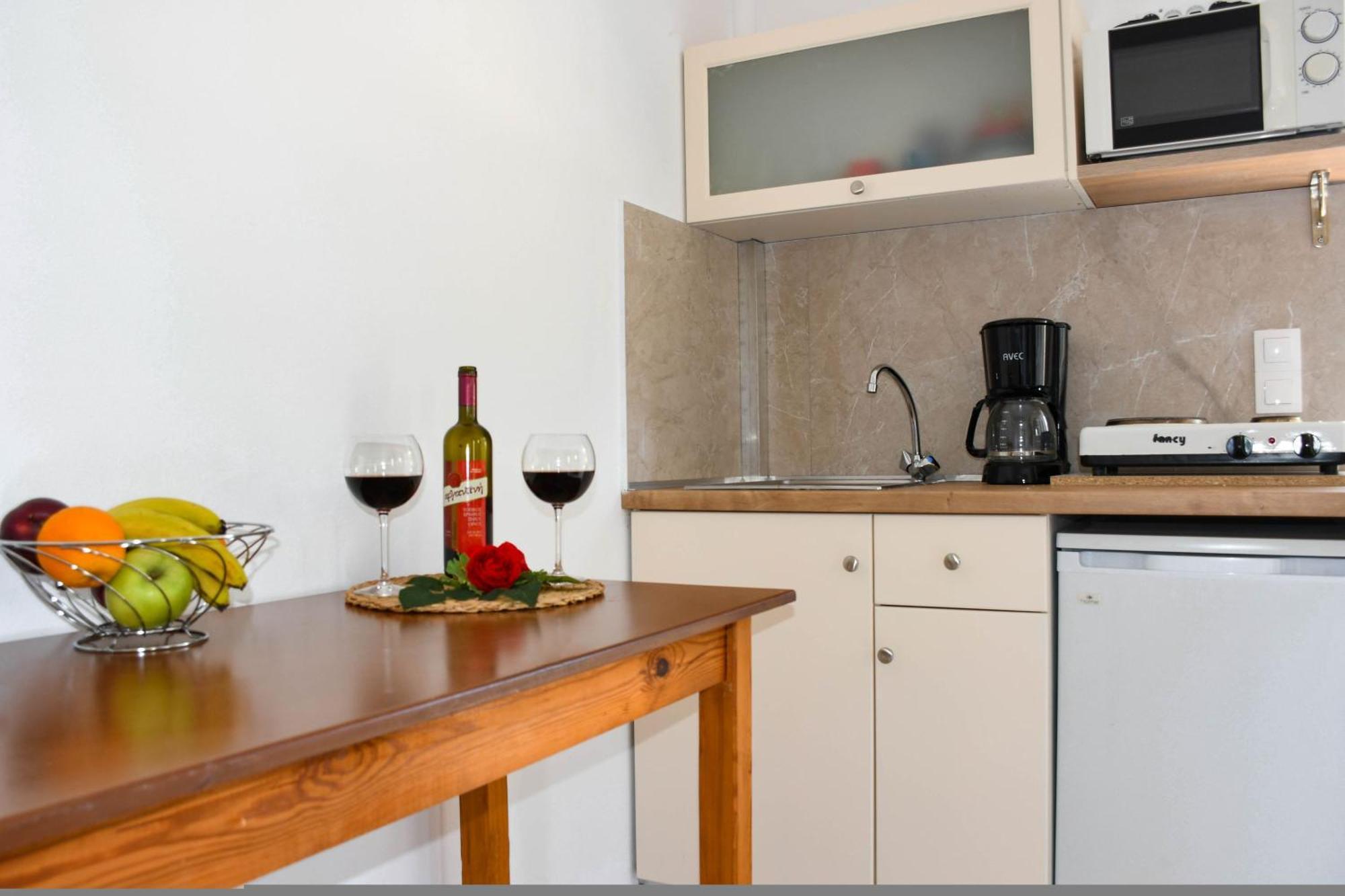 Agia Marina Litinas Apartments With Pool מראה חיצוני תמונה