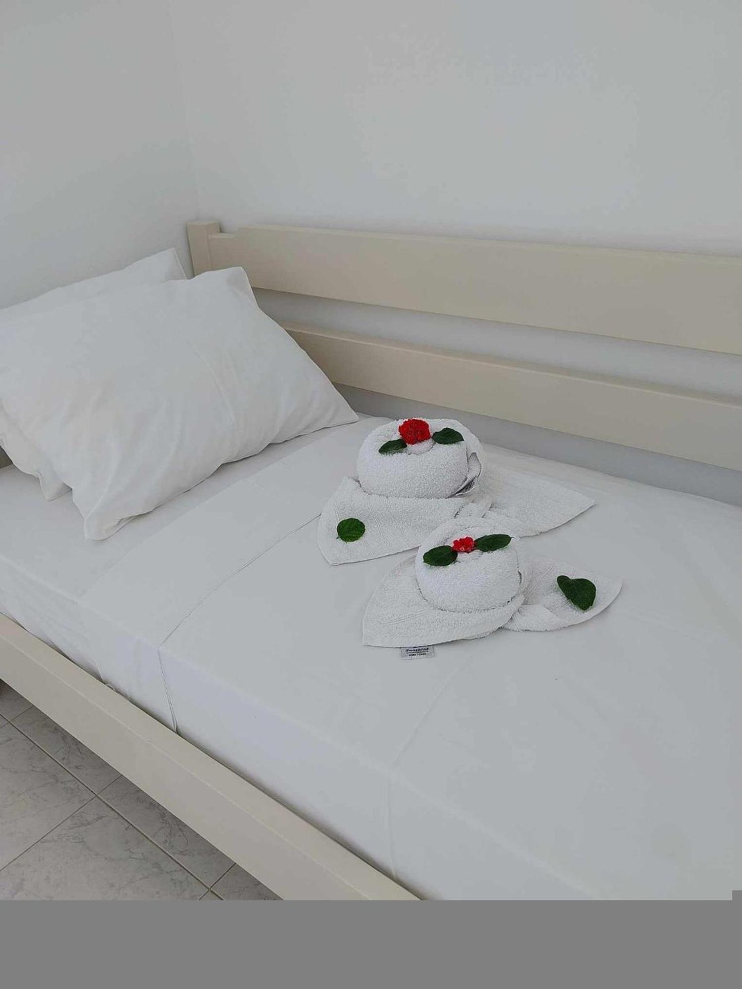 Agia Marina Litinas Apartments With Pool מראה חיצוני תמונה