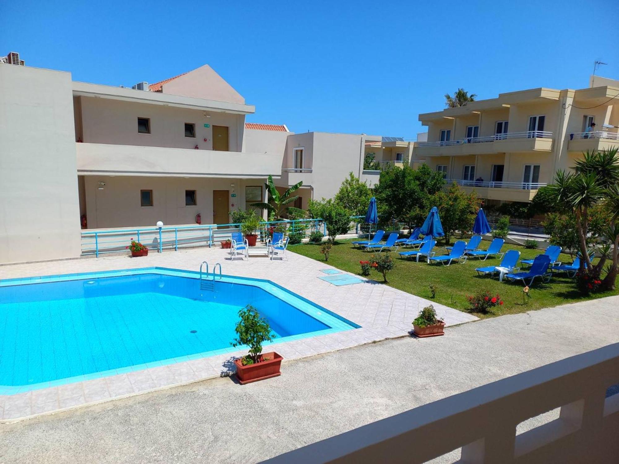Agia Marina Litinas Apartments With Pool מראה חיצוני תמונה