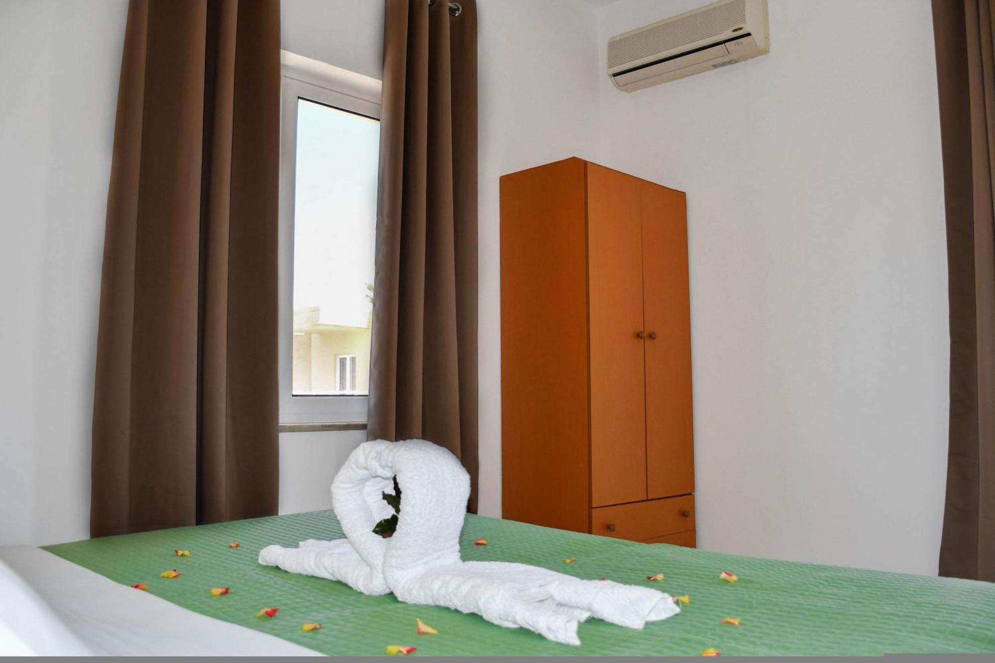 Agia Marina Litinas Apartments With Pool מראה חיצוני תמונה